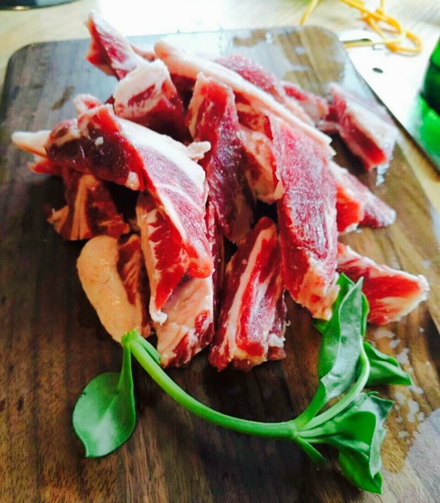 2021老黄牛大冷面美食餐厅,不知道烤肉怎么样,下次尝试.