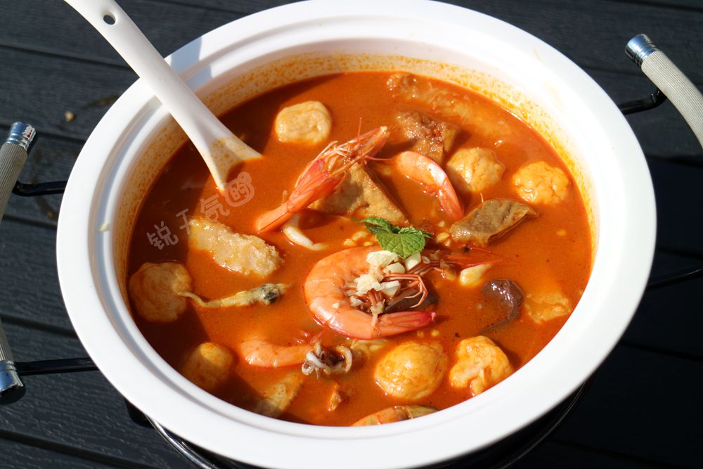 辣椒螃蟹黑胡椒蟹马来西亚肉骨茶叻沙一品锅海鲜咖喱粥海南鸡饭都正宗