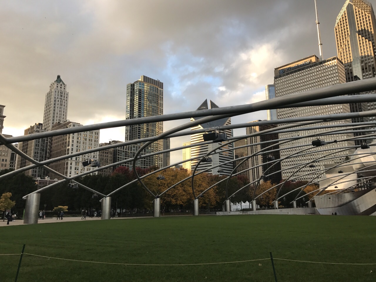 【携程攻略】芝加哥千禧公园景点,芝加哥千禧公园,大型的城市公园,后