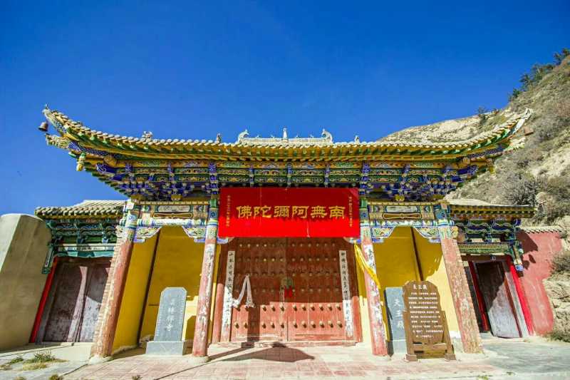 探秘祁连山悬崖峭壁上的寺院.-携程攻略