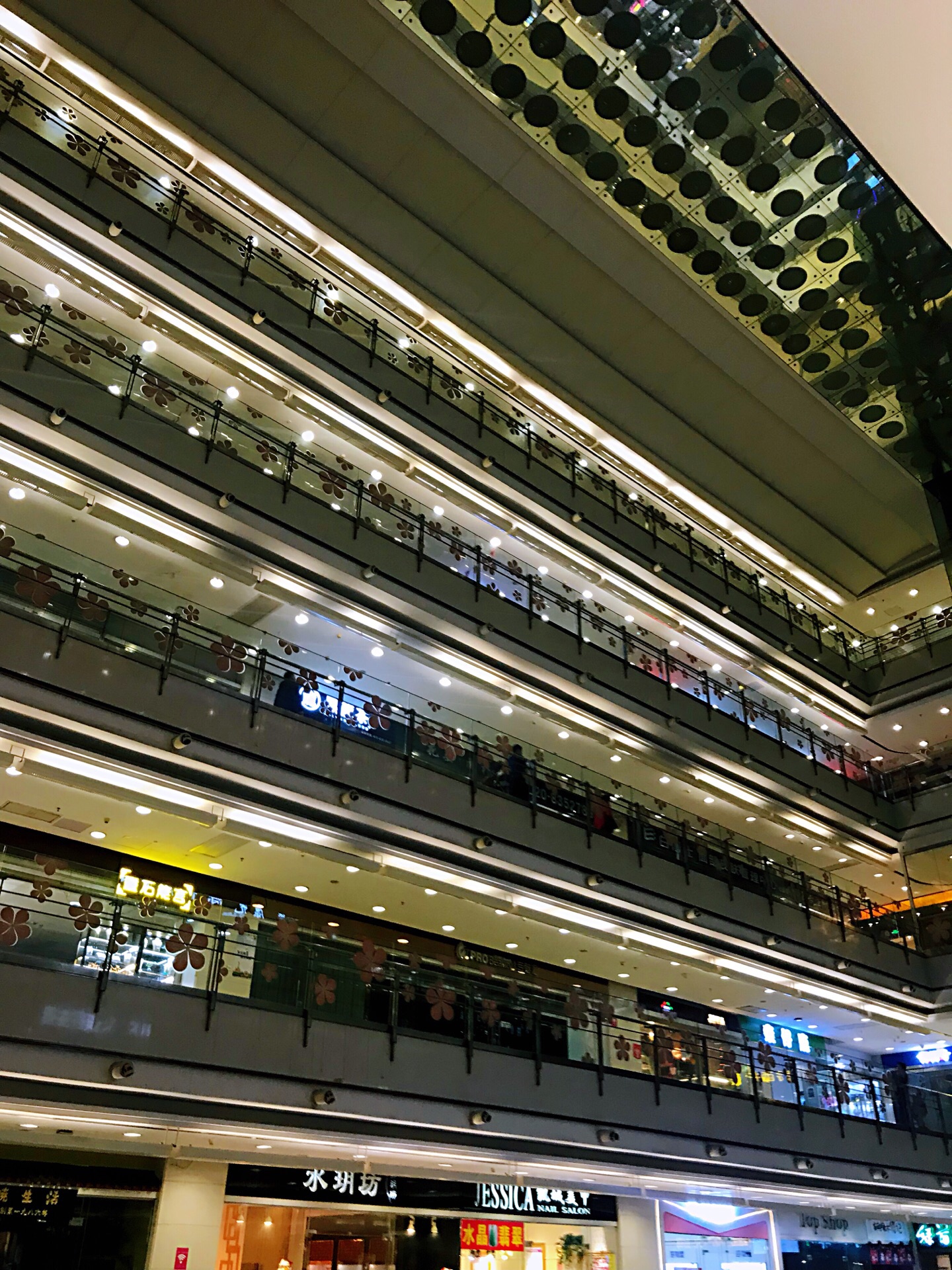 【携程攻略】广州光明广场购物,光明广场位于西湖路63号,距离地铁一号