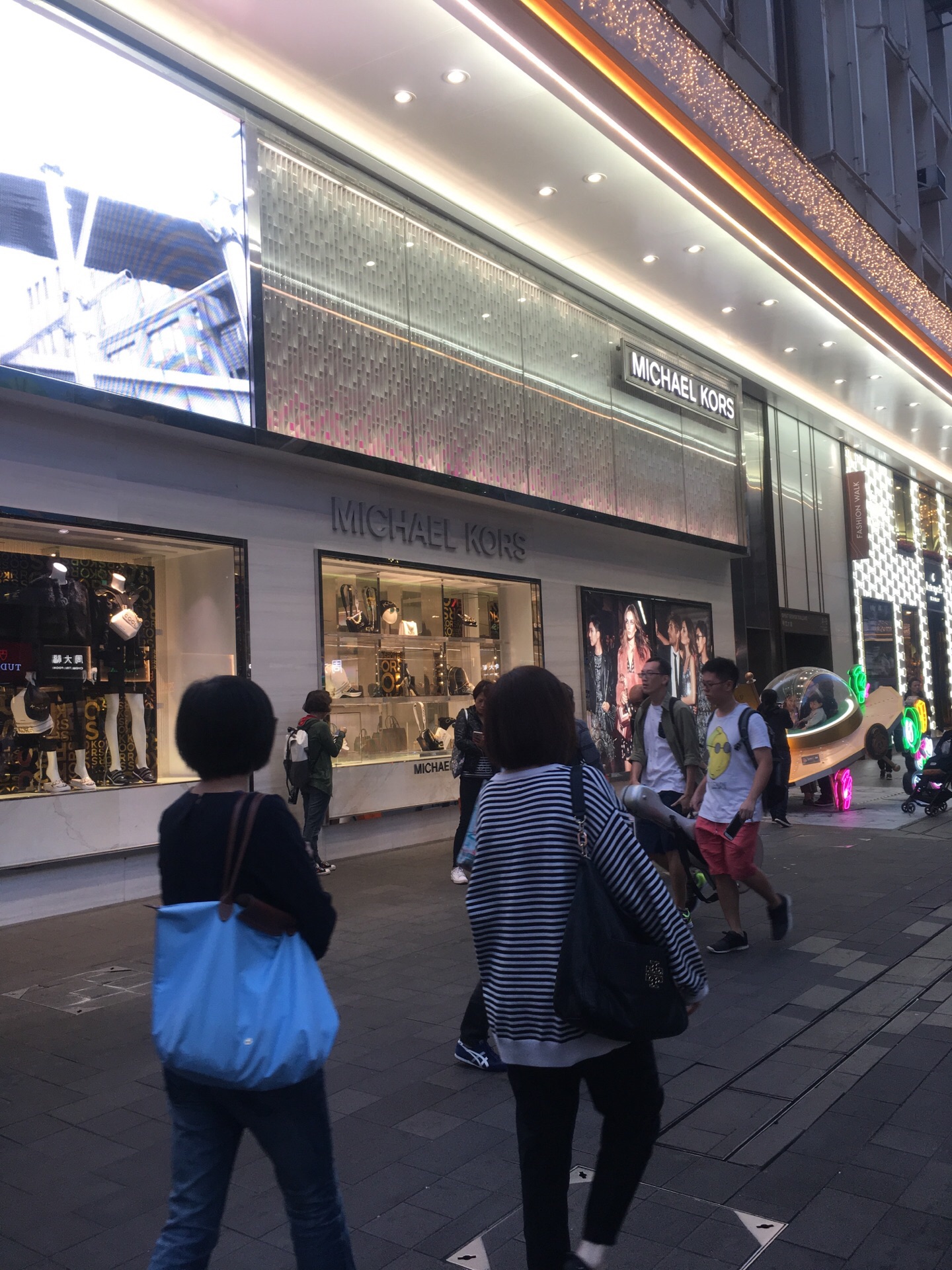 mk 迈克尔·科尔斯