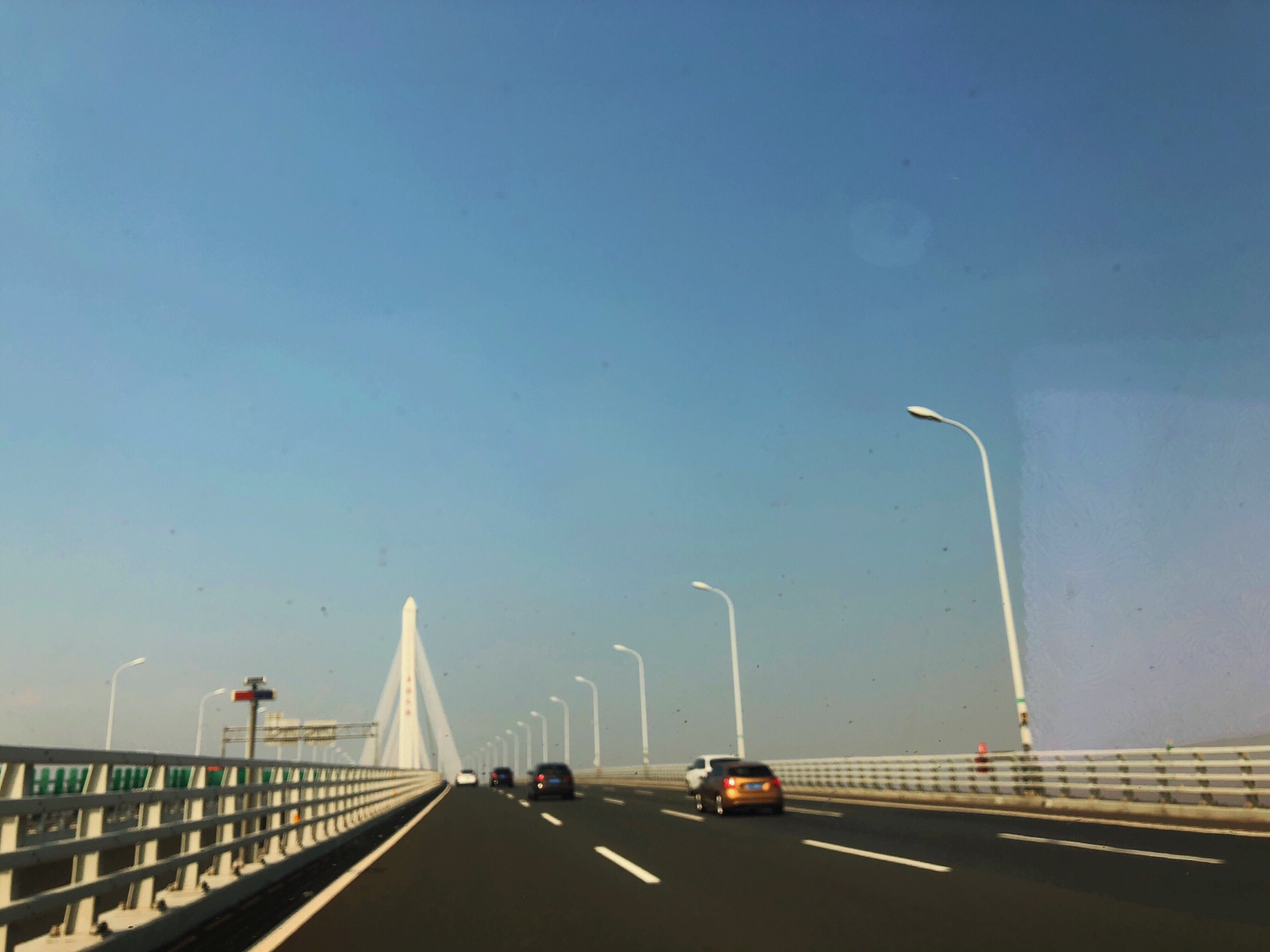 中建隧道礼嘉嘉陵江大桥全桥挂篮、临时扣索拆除完成