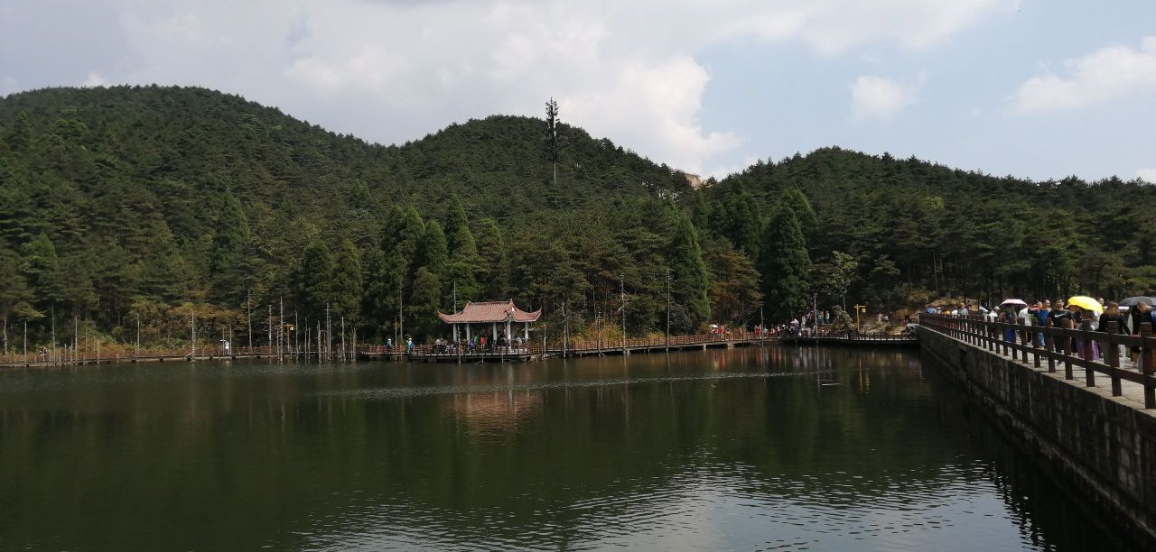 明月山月亮湖好玩嗎,明月山月亮湖景點怎麼樣_點評_評價【攜程攻略】