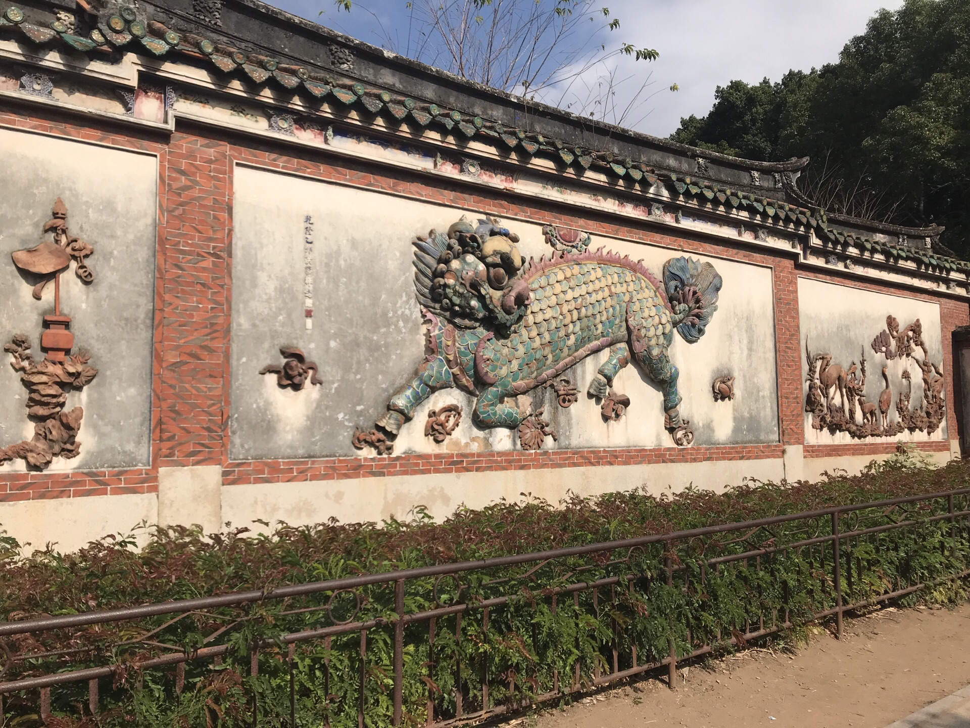 22麒麟壁游玩攻略 麒麟壁位于泉州大开元寺里面 去哪儿攻略