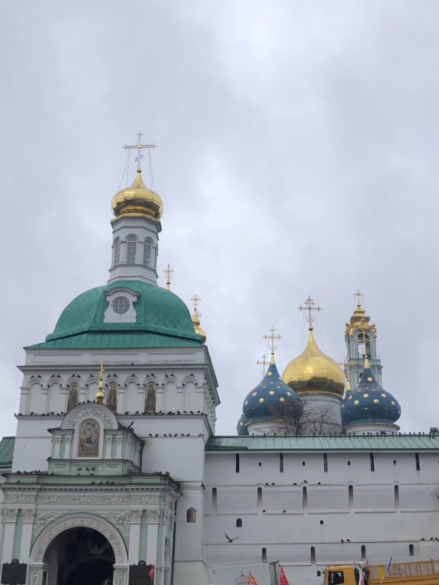 2023谢尔盖耶夫三一圣大修道院游玩攻略,三圣教堂建于1423-1442年，是...【去哪儿攻略】