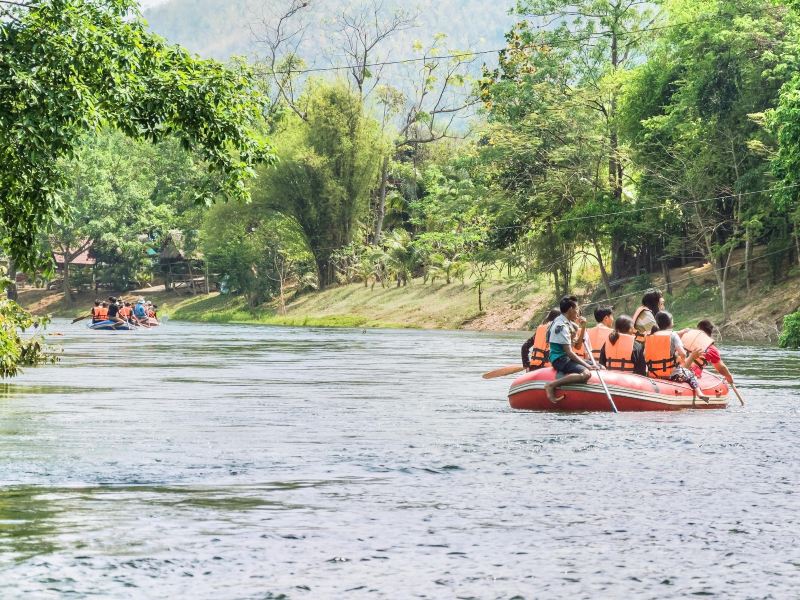 涞滩鹫峰峡漂流
