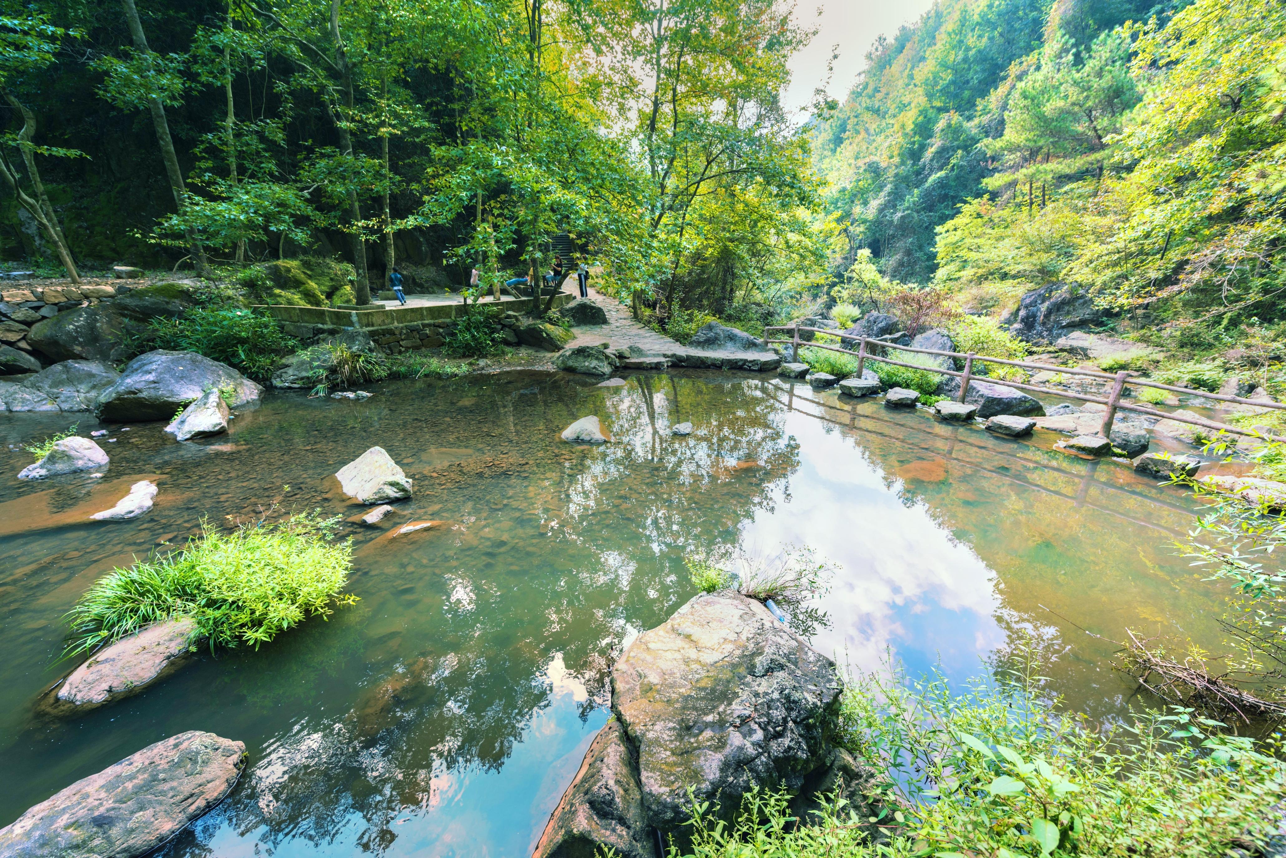 磐安水下孔景区图片