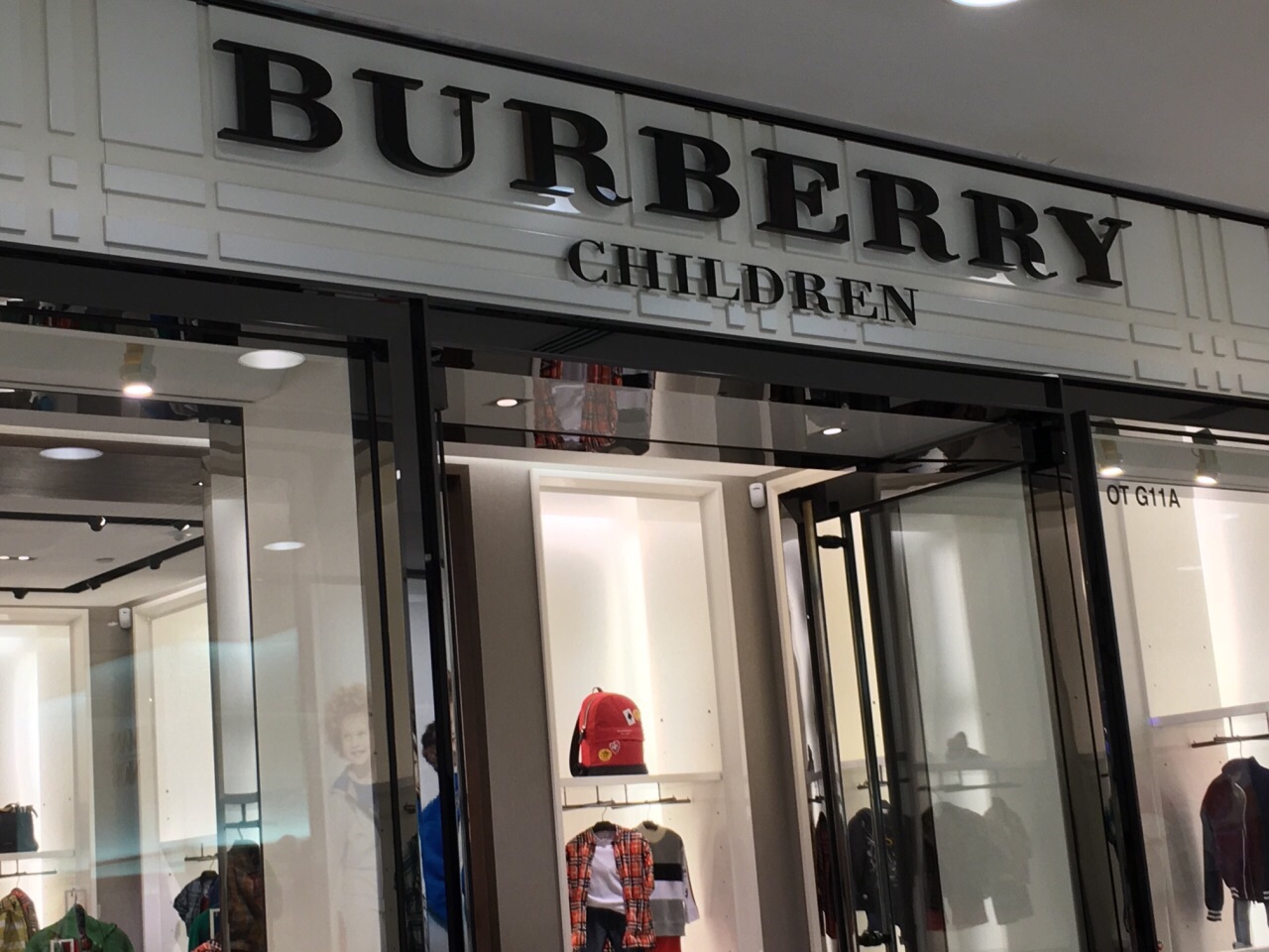 博柏利(海运大厦童装专门店)