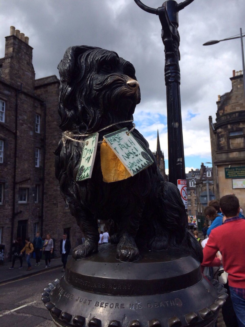 忠犬波比纪念碑