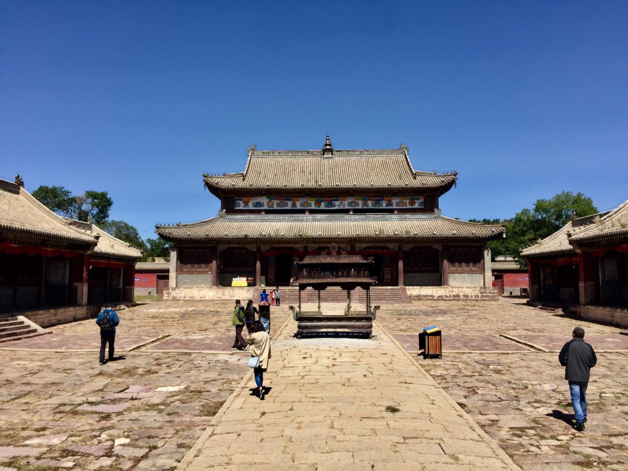 汇宗寺在多伦县城,免门票的景点.逛下半小时左右看看还不错