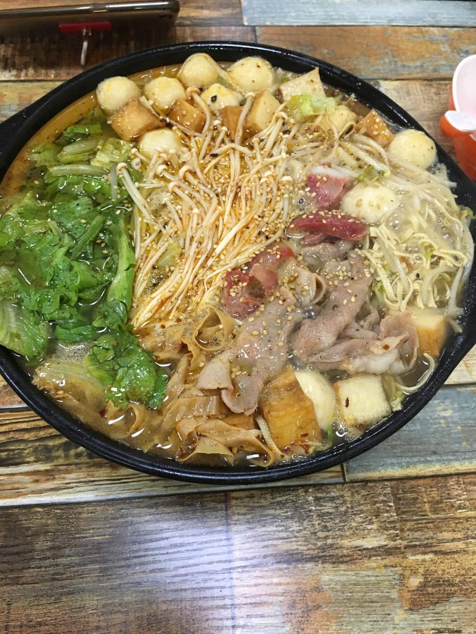 2022云南过桥米线美食餐厅,满满一大锅,味道不错,每次.