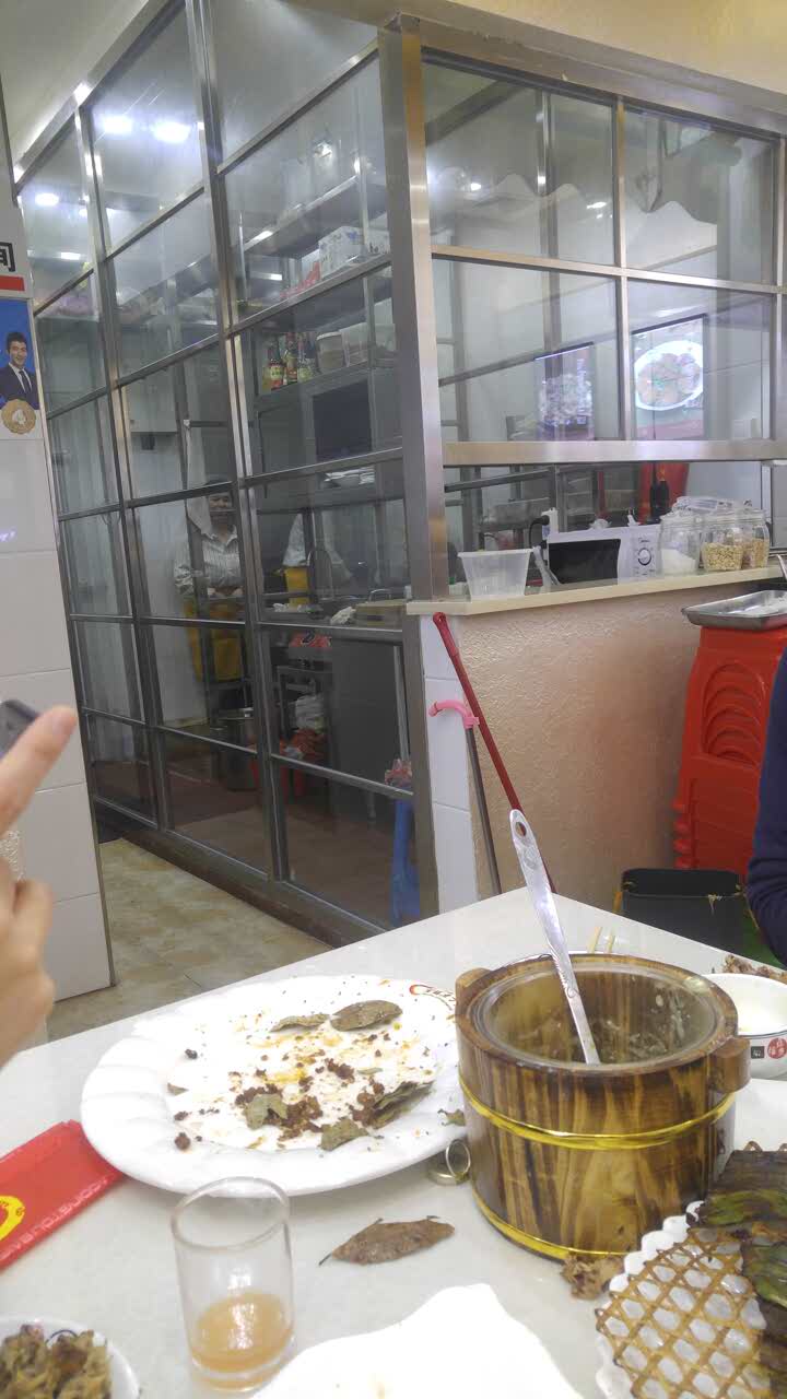 百福老丁头菜馆(站前大街店)