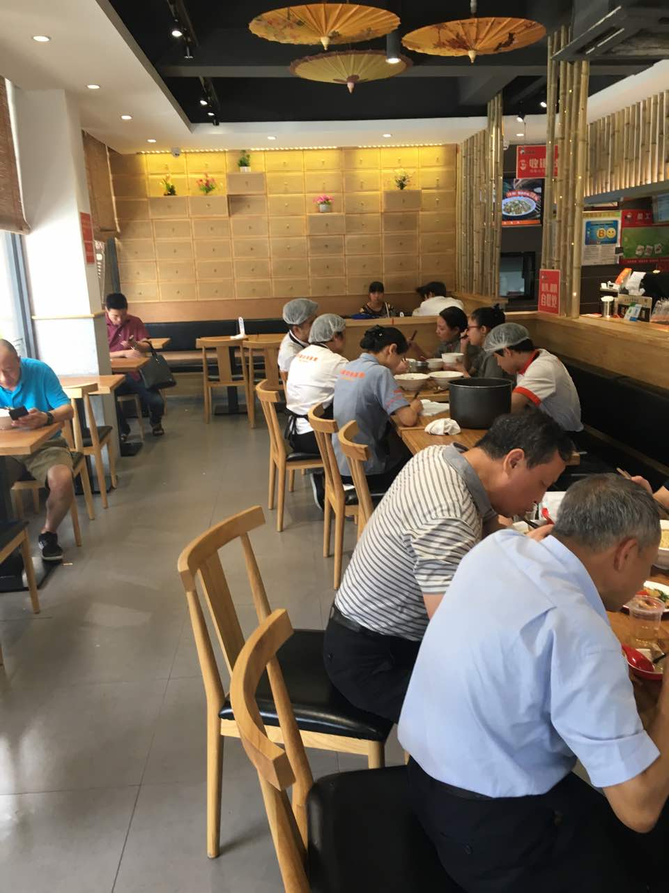 牛吃草老宁波牛杂面(马园路店)