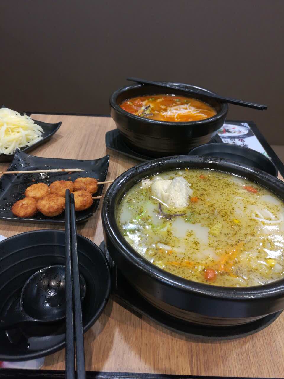 过桥缘·鸡汤米线(民心广场店)