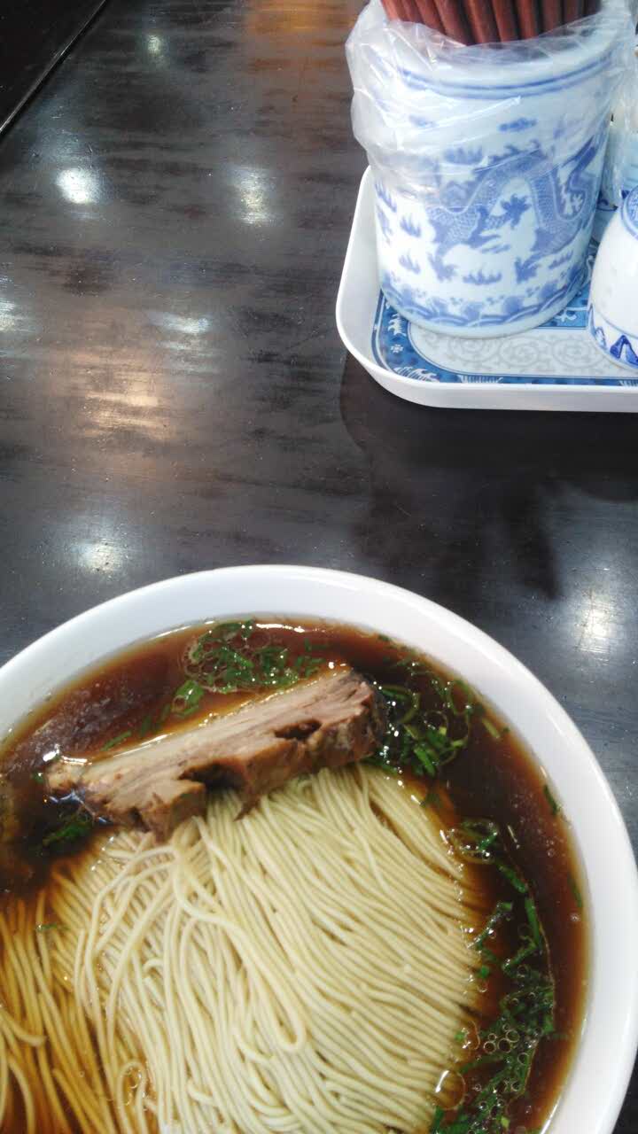 東吳麵館(樂購店)