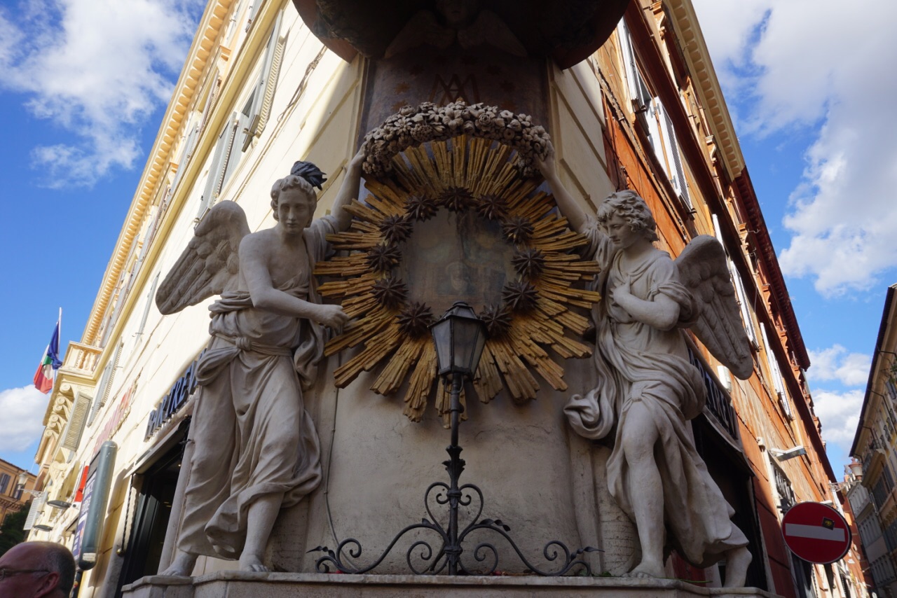 【携程攻略】罗马特莱维喷泉景点,亲眼看见绝对值得，如果人生能来义大利，那你至少要经过罗马，真是一…