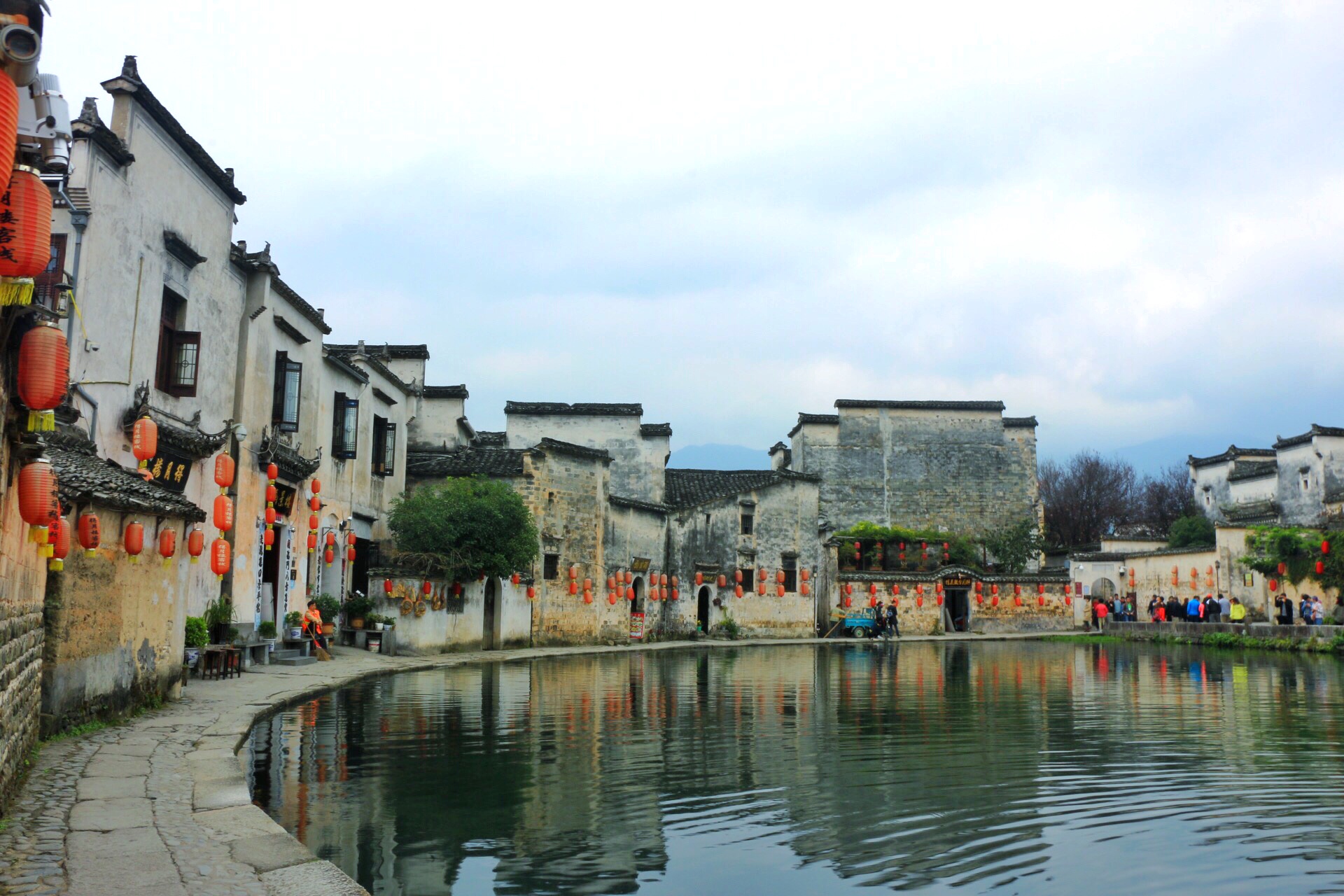 我们从蚌埠出发去宏村坐什么交通工具出行