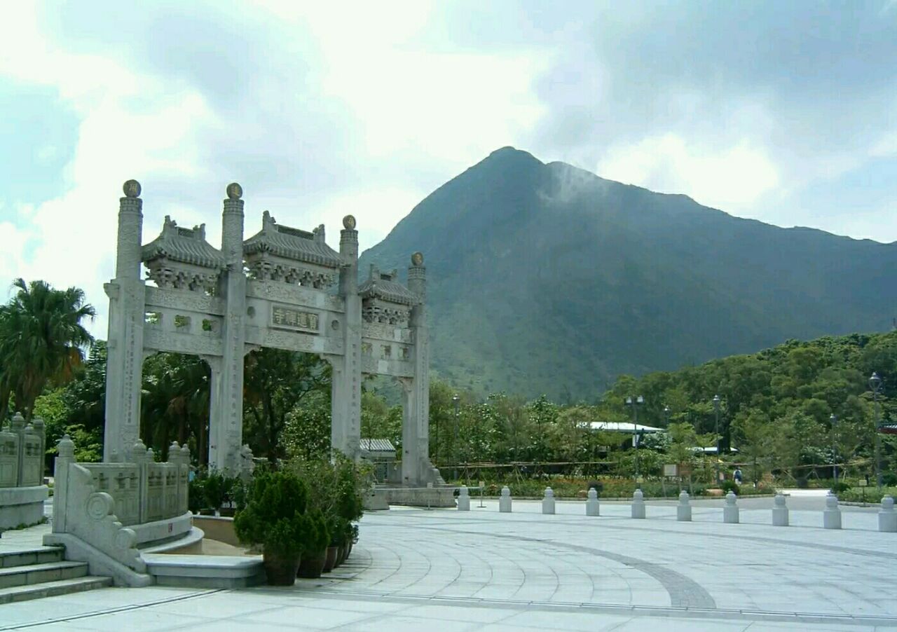 携程攻略 香港大屿山景点 大屿山是香港最大的岛屿 感觉就是香港人的后花园 在大屿山也能找到