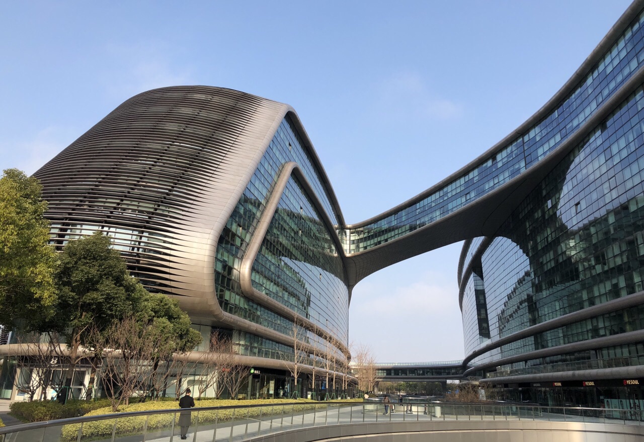 上海skybridge hq天会(原凌空soho)景点怎么样