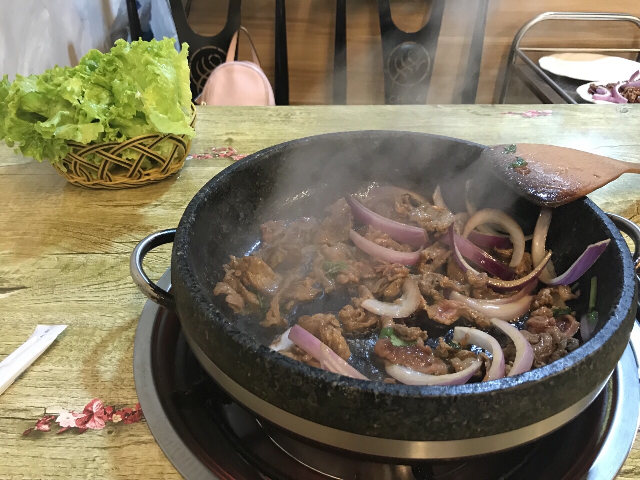 小伙虎坊桥石锅烤肉(金宝街总店)