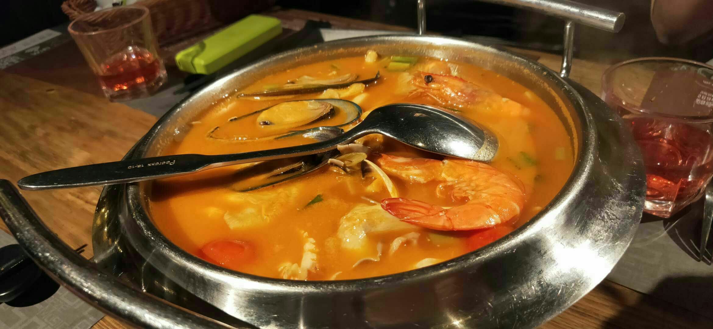 第一次到太古仓吃饭看了一下点评觉得春风十里好评比较多于是就选了这