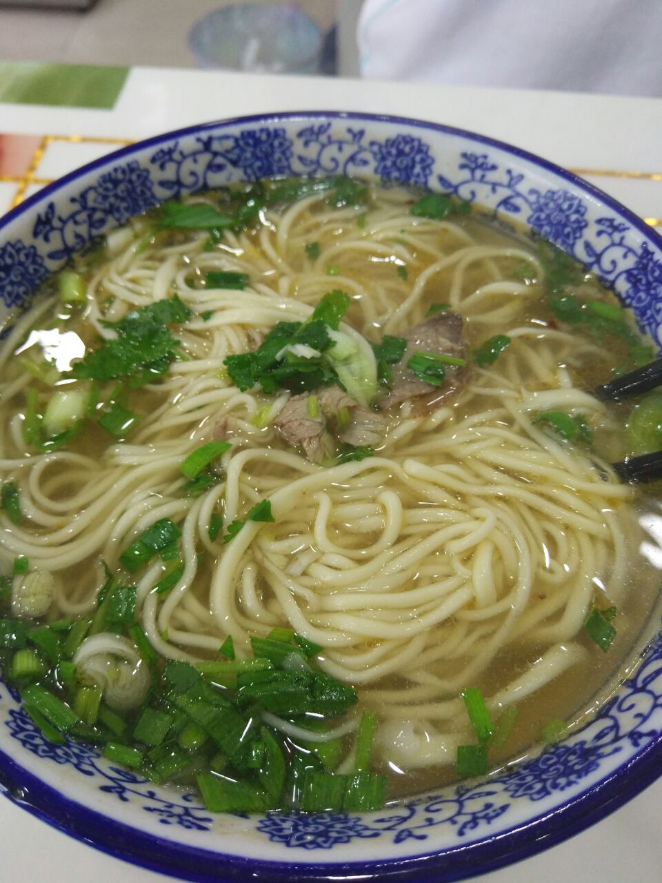 可以说是我吃过的最差的拉面一点拉面的味道都没有也没有什么筋道我都