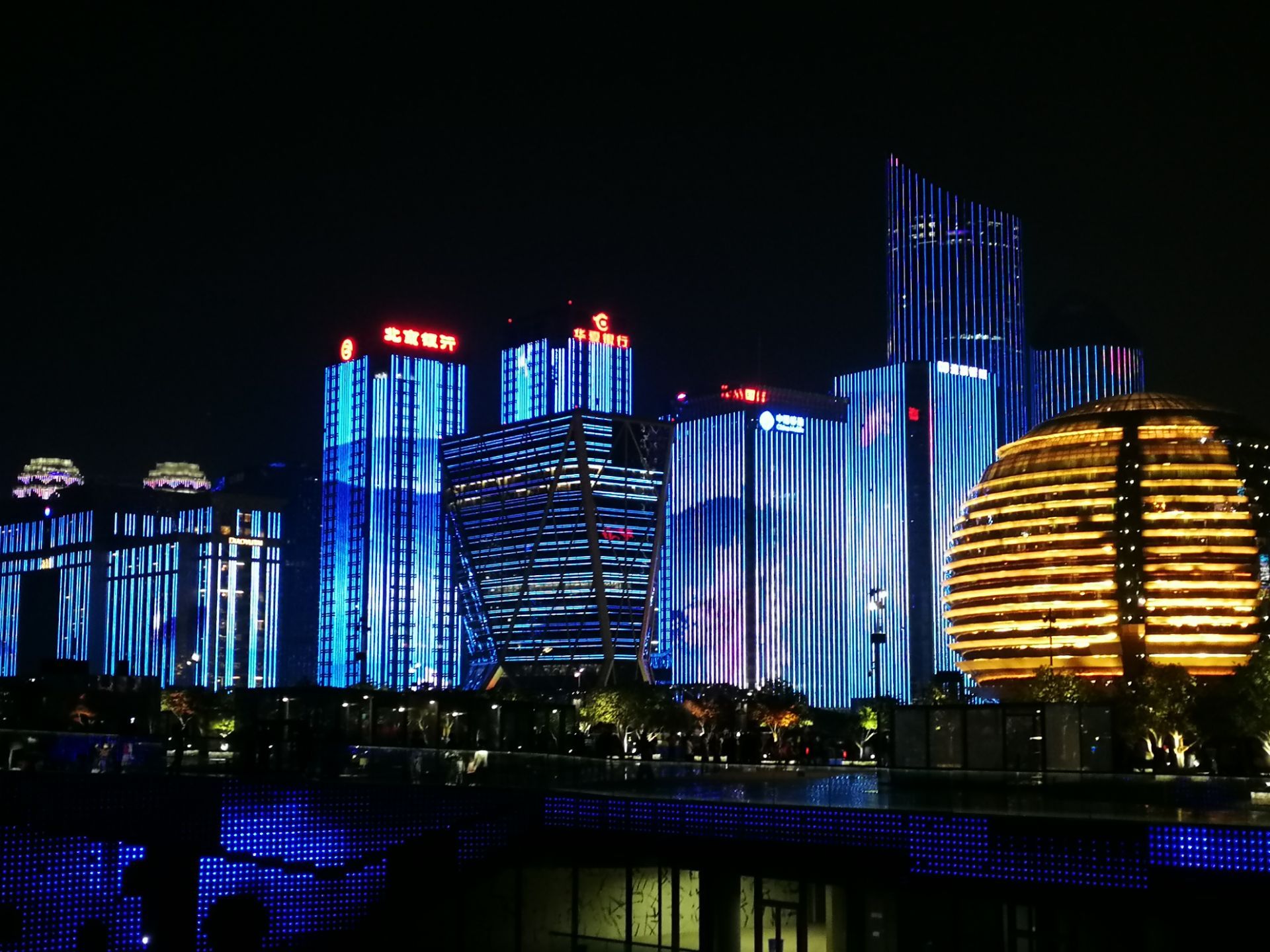 2020-2-18 钱江新城|摄影|环境/建筑摄影|刘永戈 - 原创作品 - 站酷 (ZCOOL)