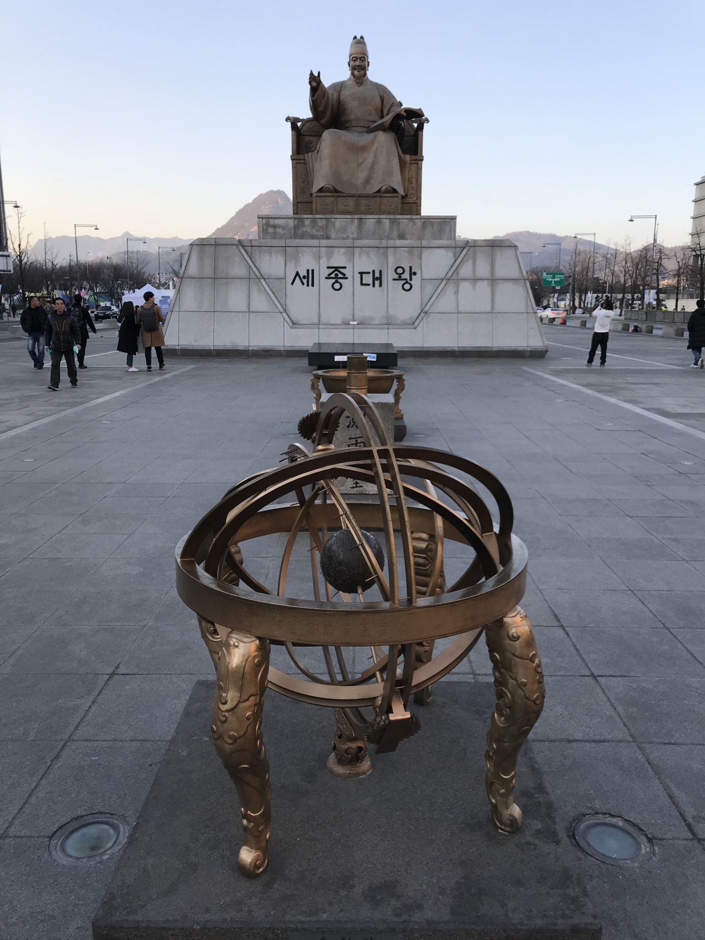 2023光化门广场游玩攻略,...说百万民众聚集光化门广场...【去哪儿攻略】