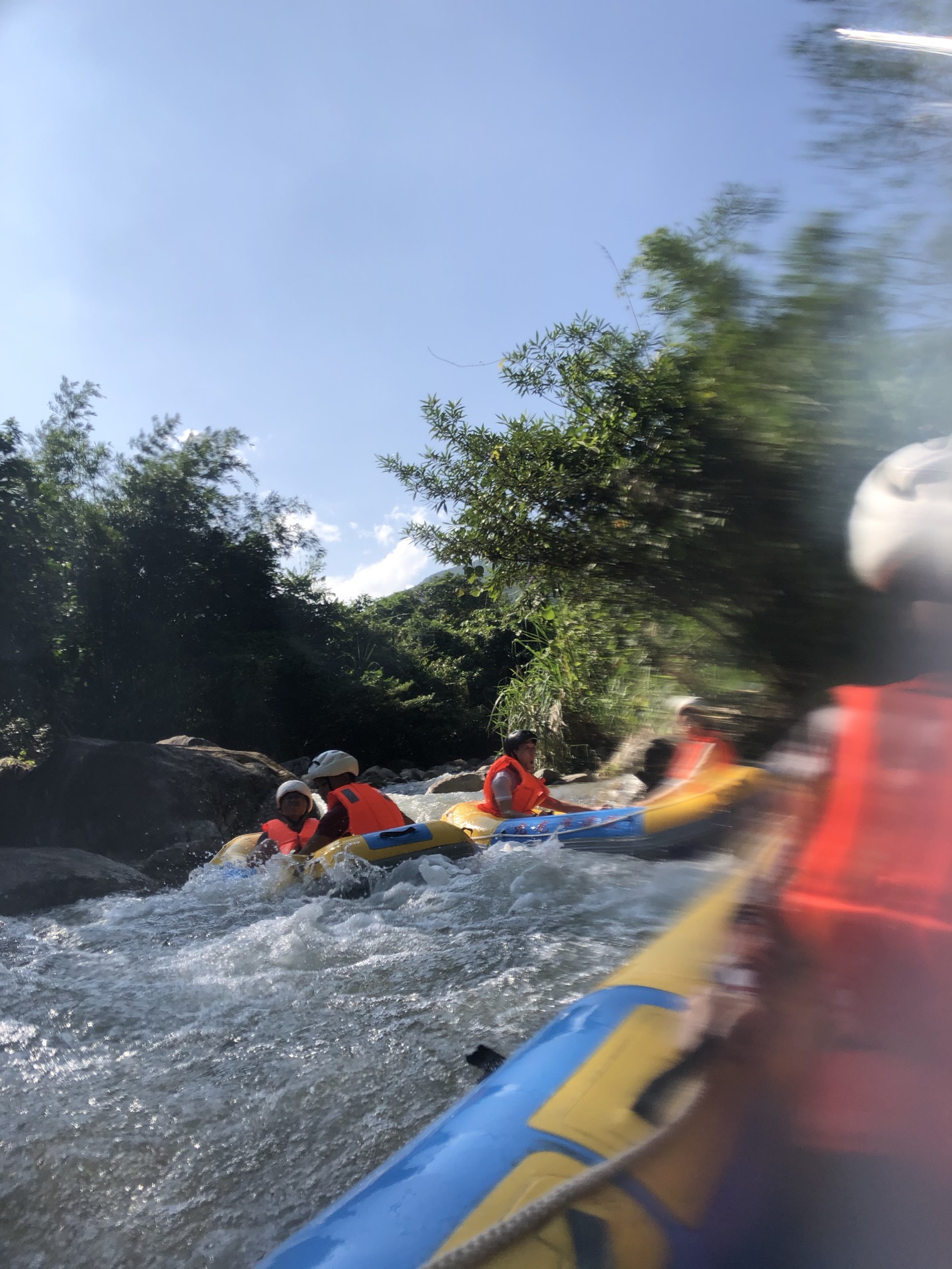 防城港瑤寨九龍潭漂流好玩嗎,防城港瑤寨九龍潭漂流景點怎麼樣_點評