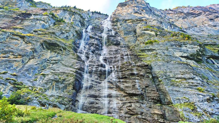 米伦米伦瀑布攻略-米伦瀑布门票价格多少钱-团购票价预定优惠-景点