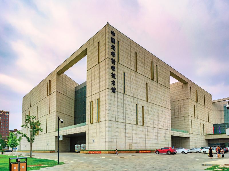 "长春光学科技馆很多展品可以操作" "集博物馆, 吉林科技馆 于一体"