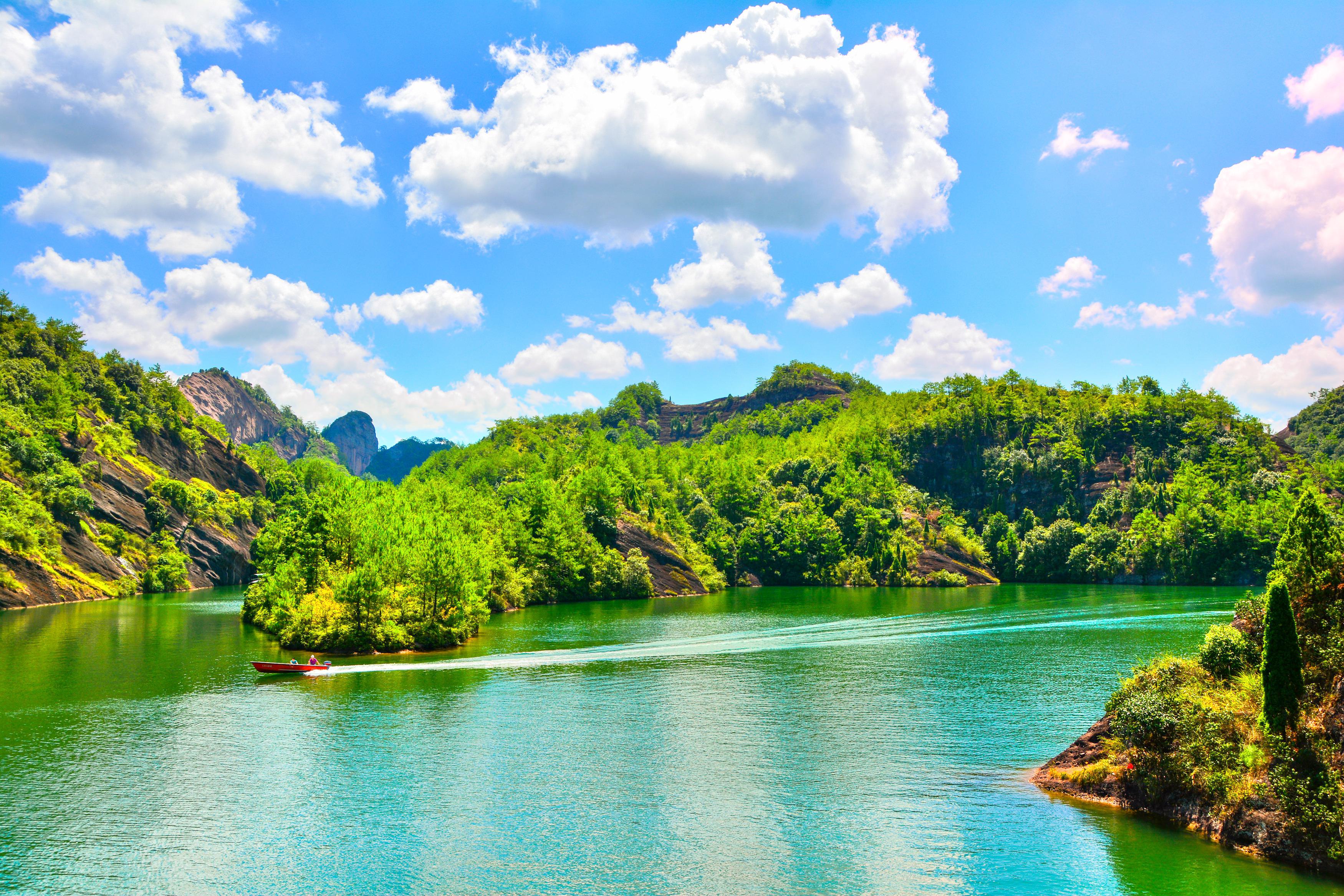 贵州松桃九龙湖风景区图片