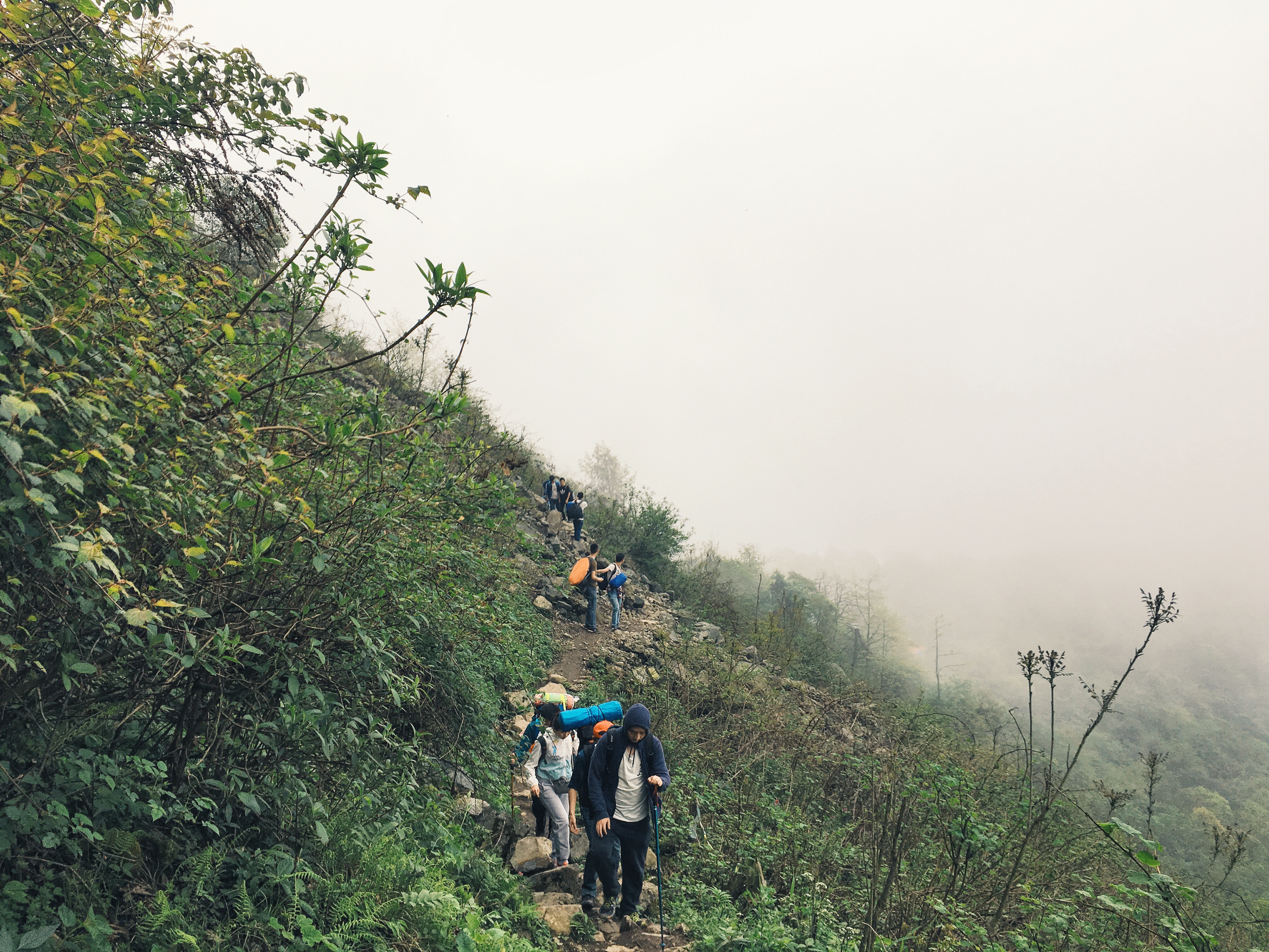 2022九峰山风景名胜区游玩攻略,离成都较近的徒步露营地方 可.