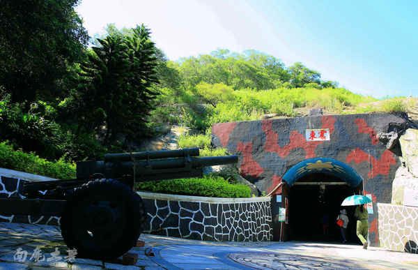 狮山炮阵地位在金门东北角的五虎山上,负责金门东北部海域安全.