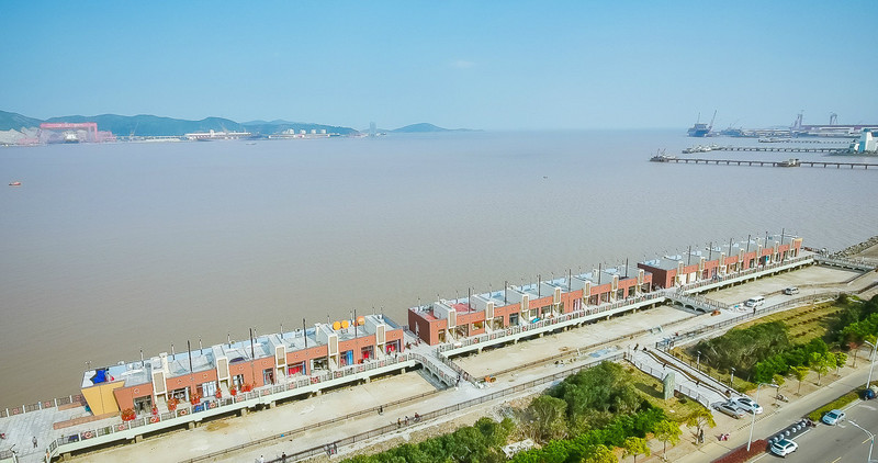 岱山新海景夜排档位于高亭镇竹屿新区新庙后海塘,总用地面积8428平方