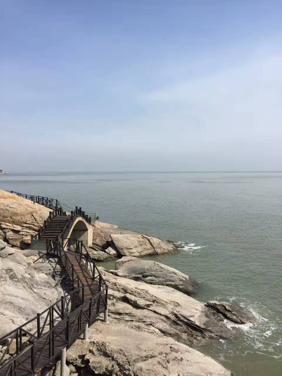 【携程攻略】连云港连岛景点,网上预订了门票,到了就可以拿票进门,很