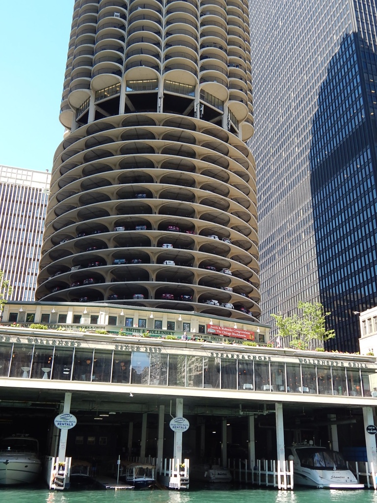 马里纳城旅游景点攻略图