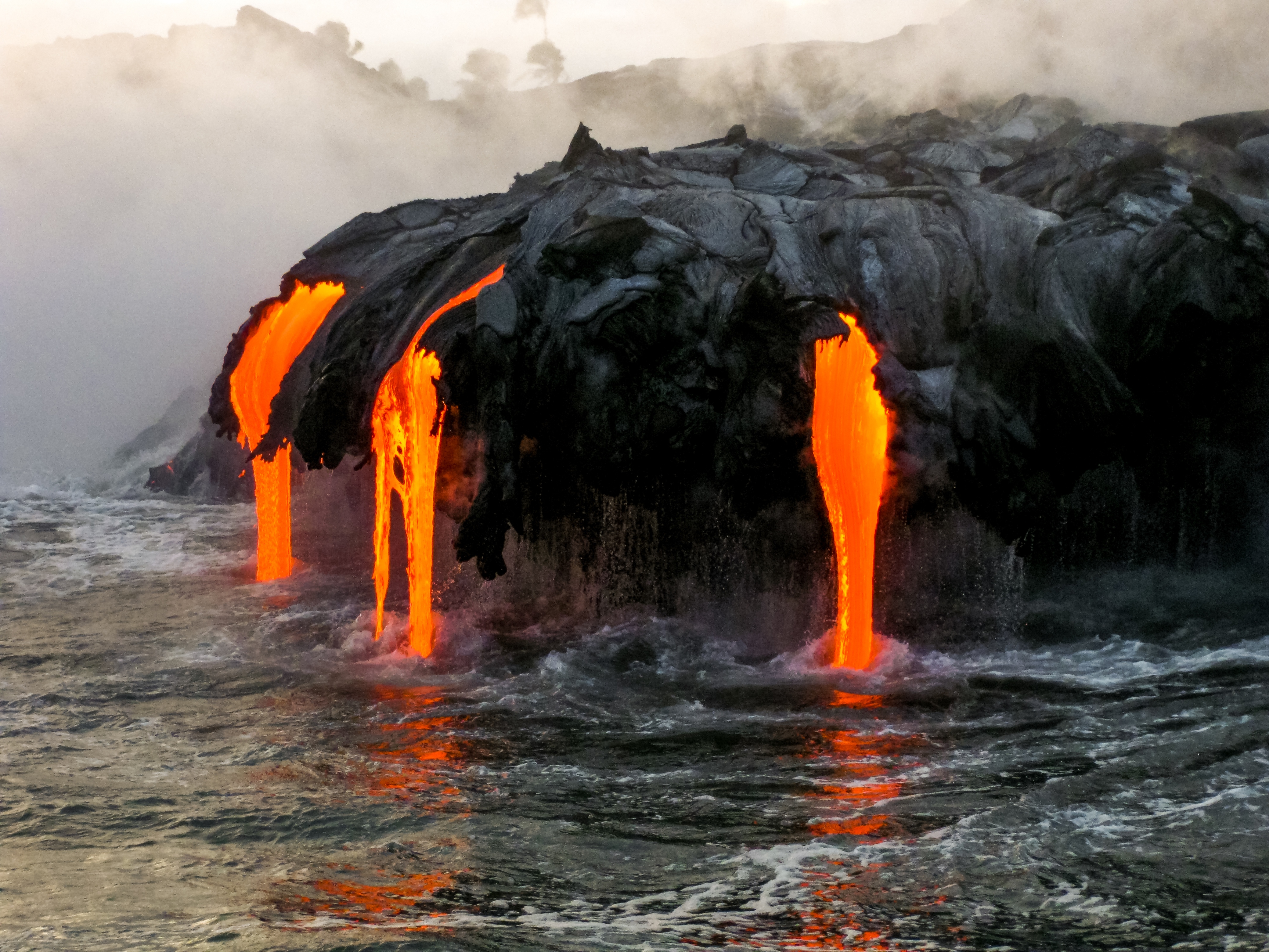 基拉韦厄火山图片