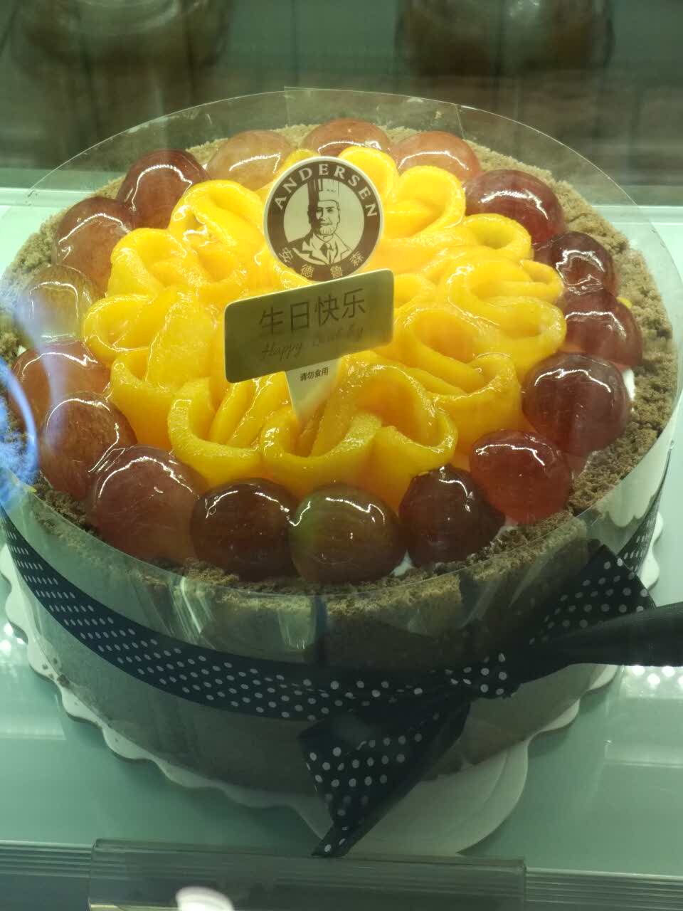 2017-07-12有用 ( 0) _in2****4026 安德鲁森的蛋糕很好吃