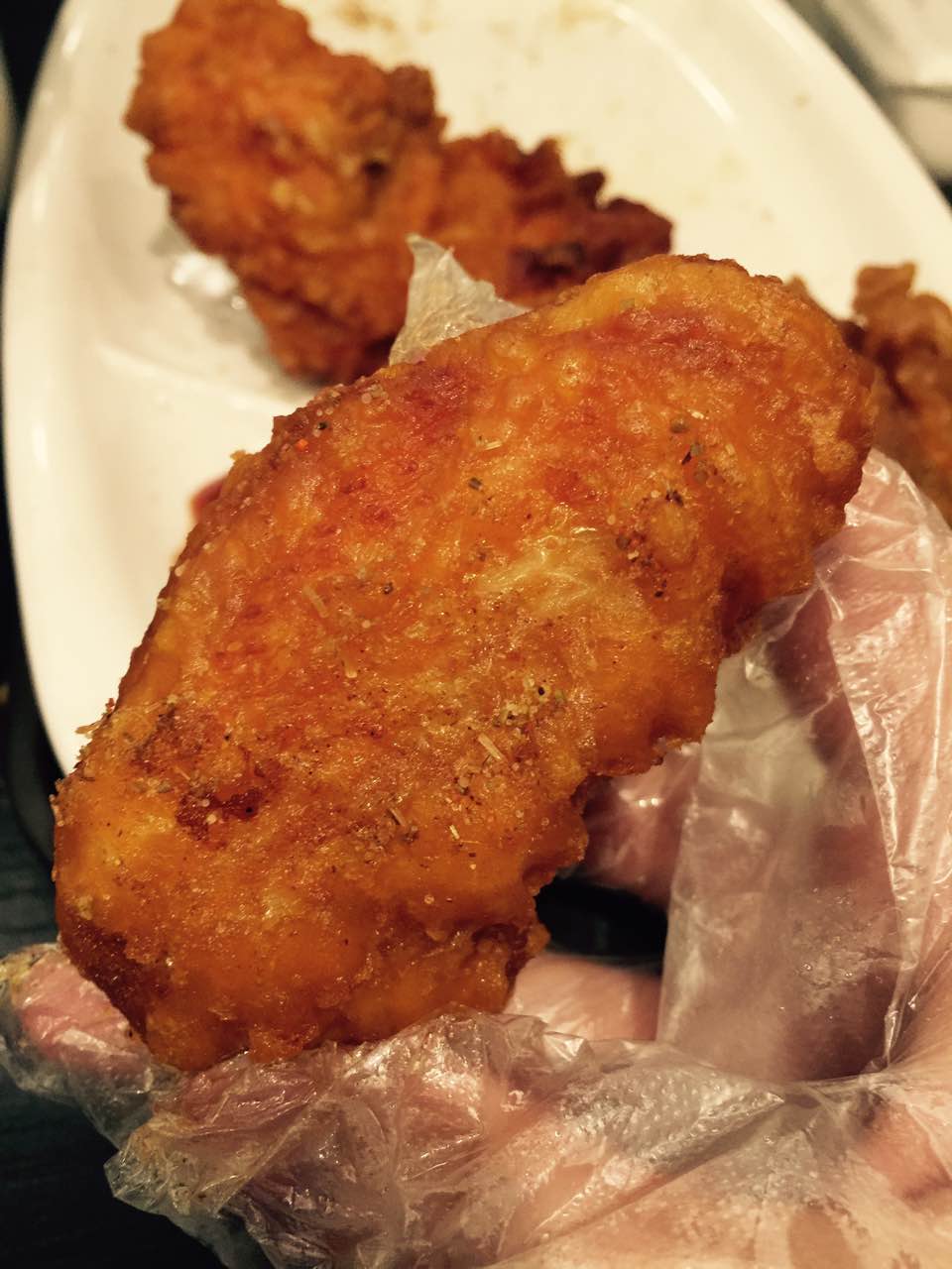 真心好吃,完全吃鸡翅饱了,都是新鲜的鸡翅.