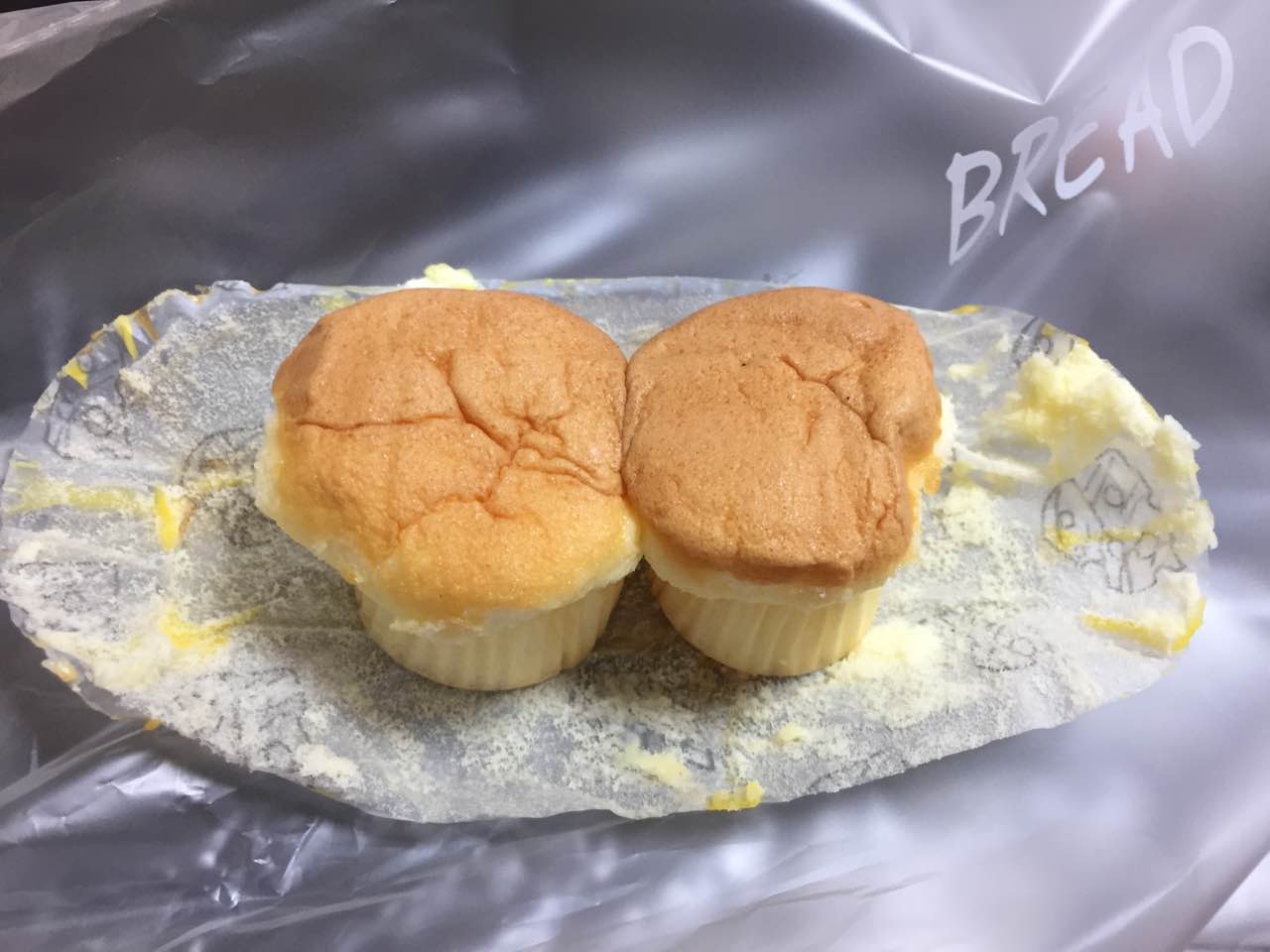 金誉的蛋糕味道纯正,新鲜.每天来二块,超赞.