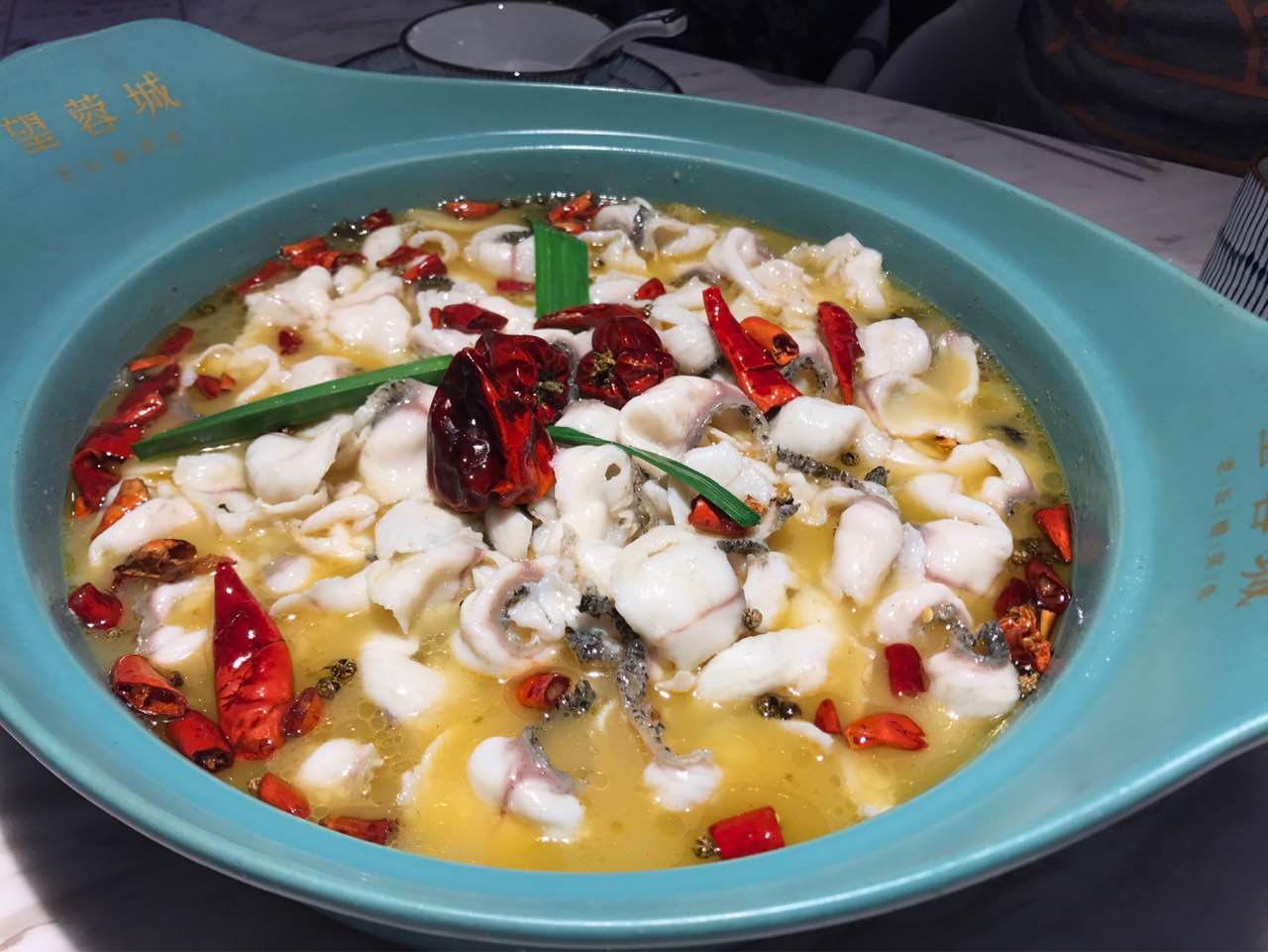 望蓉城·手工酸菜鱼(近铁店)