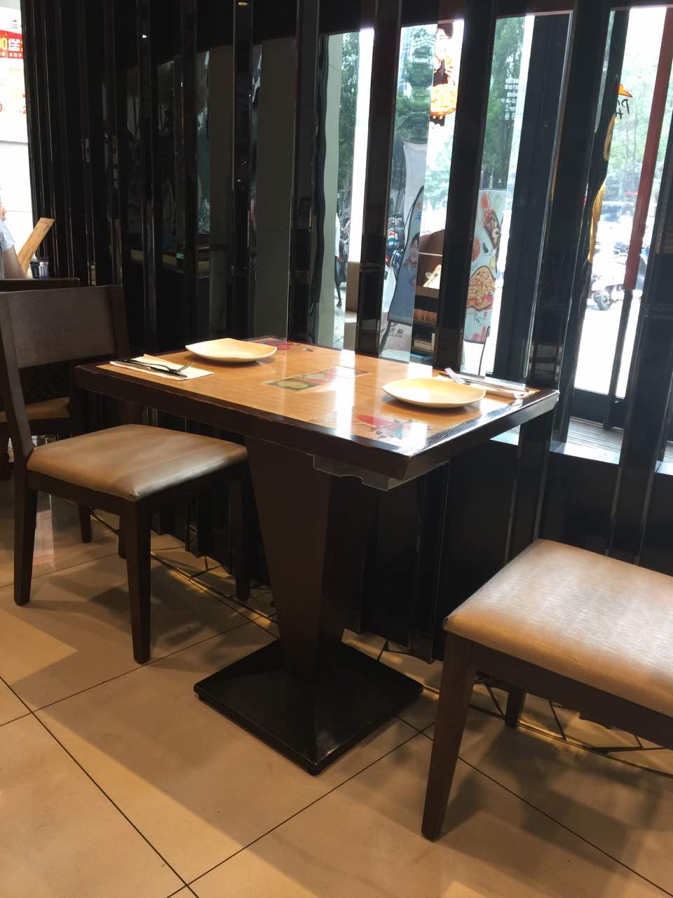 必胜客(德清正翔店)