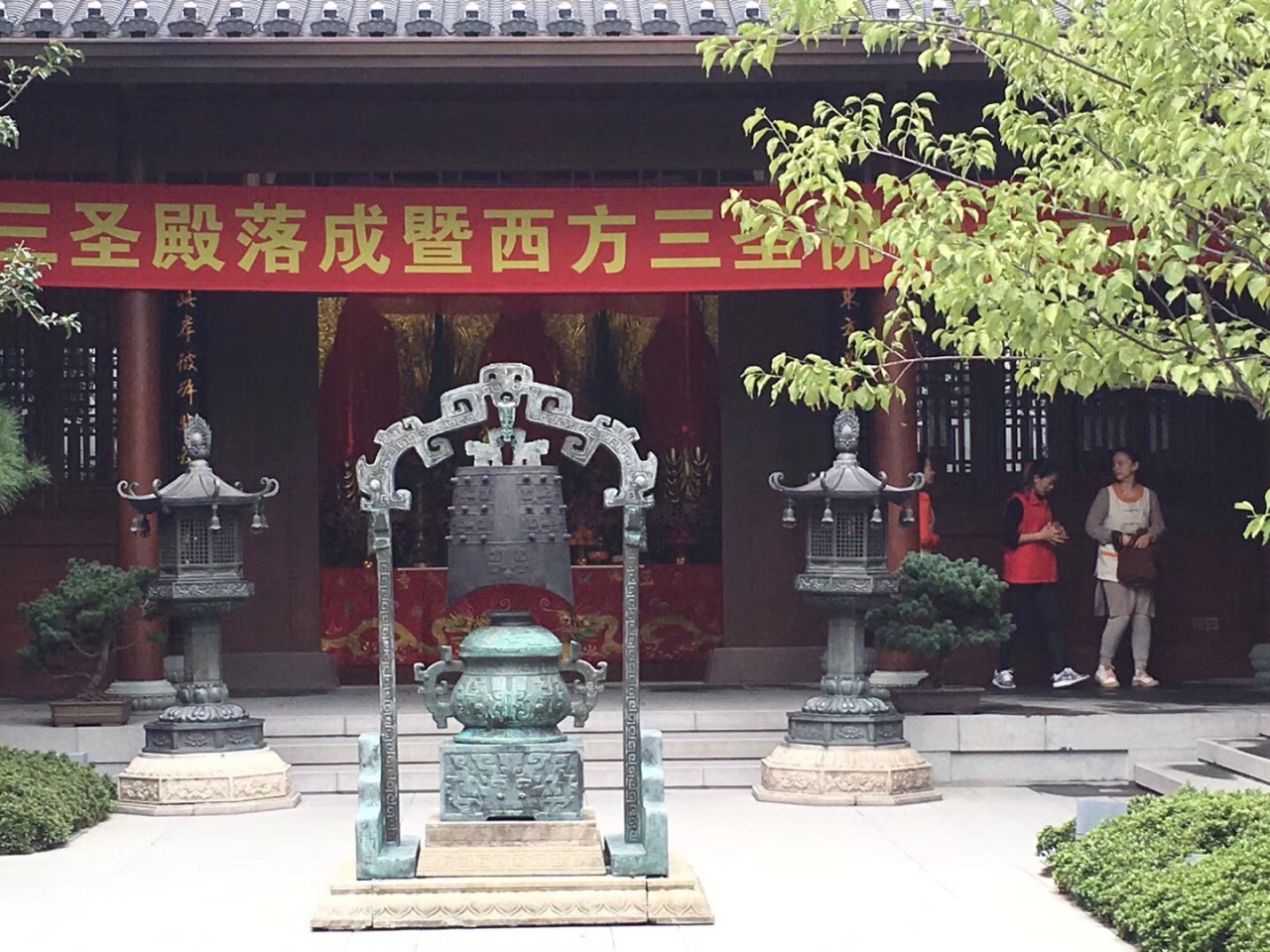 山门 - 上海玉佛禅寺