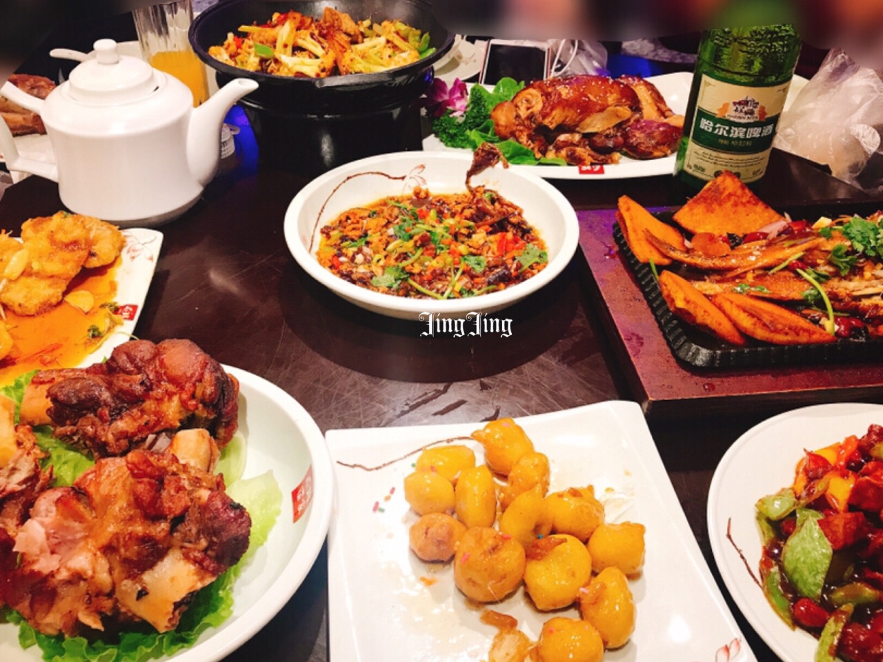 文峰广场三楼静海美食广场好多人气餐厅哦每周末来金桥奶奶家都会来