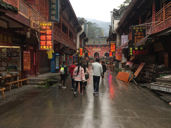 成都小龙坎人均消费_成都小龙坎火锅店图片(3)