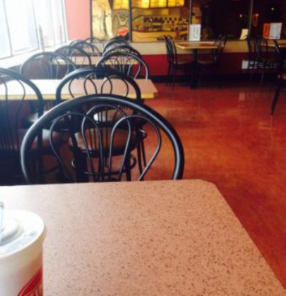 wimpy 快餐简餐 直线距离146m