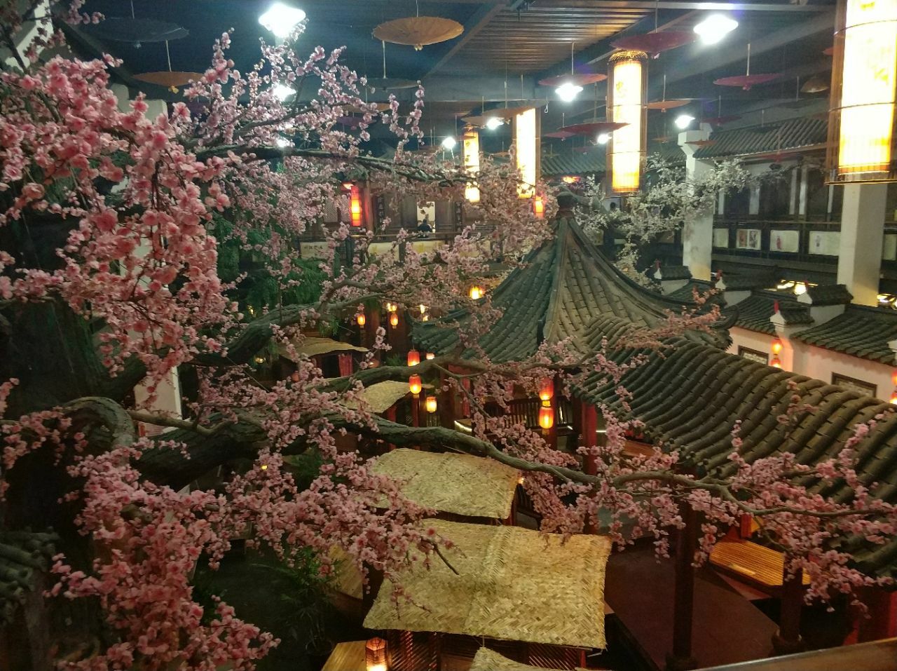 梁山县特色美食饭店图片