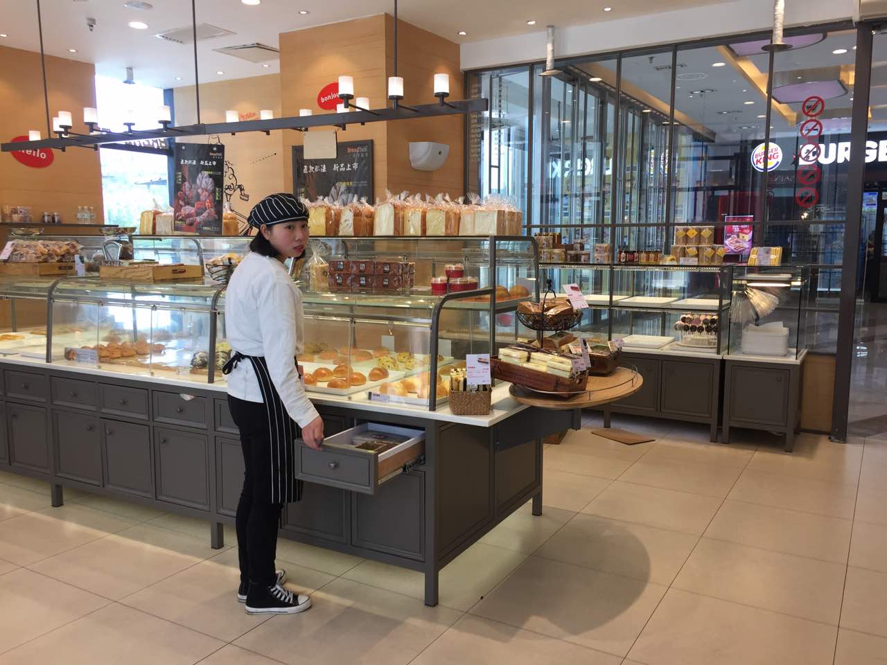 面包新语(金凤万达广场店)